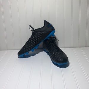 Nike Tiempo Legend 8 Club FG Soccer Cleats